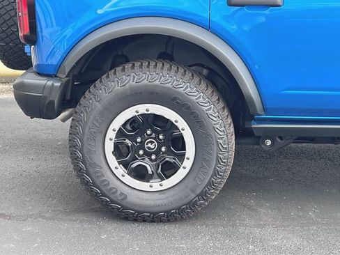 Used 2022 Ford Bronco Badlands image 22