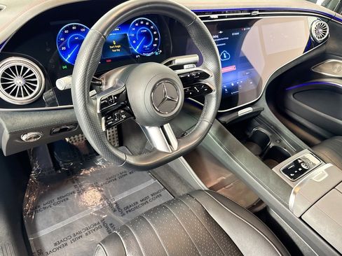 Certified 2024 Mercedes-Benz EQS 580 4MATIC Sedan image 9