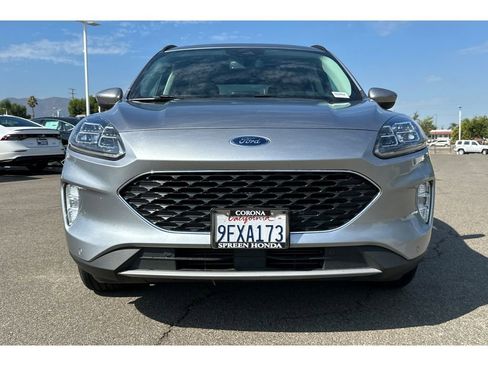 Used 2021 Ford Escape Titanium image 9