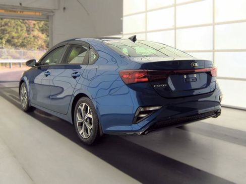 Used 2020 Kia Forte LXS FWD image 3