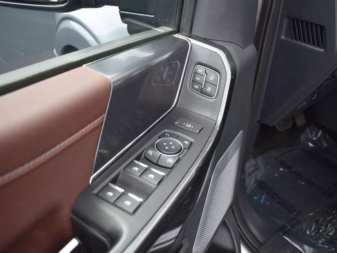 Used 2021 Ford F150 Lariat w/ Equipment Group 502A High image 9