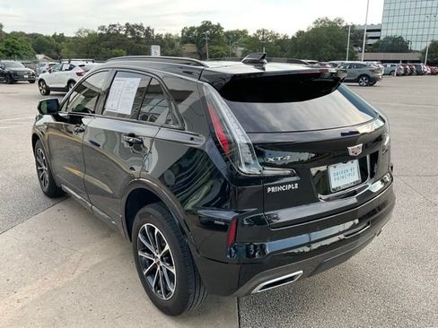 Used 2025 Cadillac XT4 Sport w/ Cold Weather Package FWD image 5