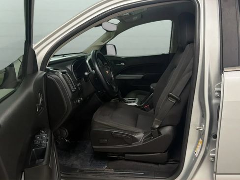 Used 2020 Chevrolet Colorado LT w/ LT Convenience Package AWD/4WD image 20