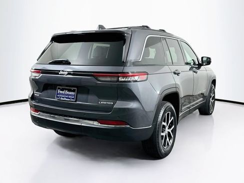 Used 2025 Jeep Grand Cherokee Limited AWD/4WD image 9