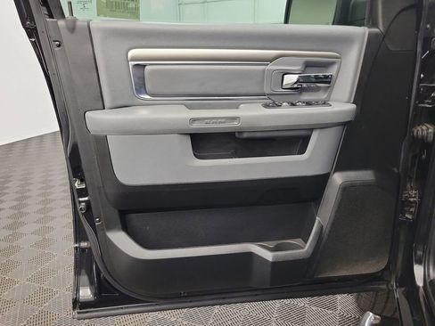 Used 2020 RAM 1500 Classic Warlock w/ Electronics Group image 17