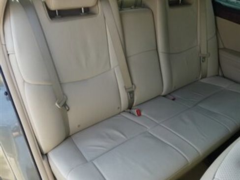 Used 2011 Toyota Avalon Limited image 49