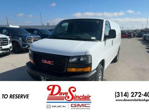 New 2026 GMC Savana 2500 RWD image 4