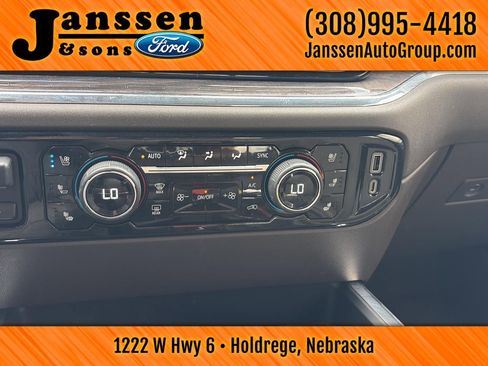 Used 2023 Chevrolet Silverado 1500 LTZ w/ Technology Package AWD/4WD image 21