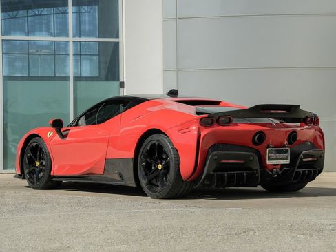 Used 2021 Ferrari SF90 Stradale image 9