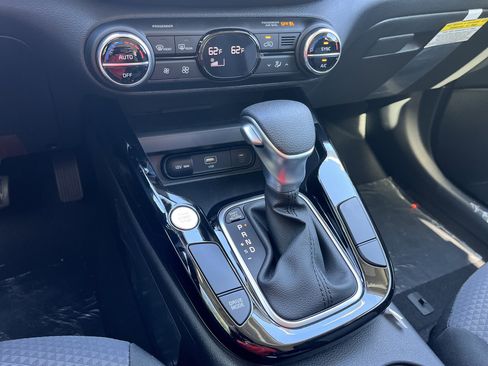 New 2025 Kia Soul S image 11