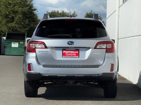 Used 2015 Subaru Outback 2.5i Premium AWD/4WD image 6