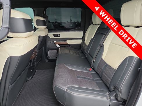 Used 2023 Toyota Tundra Capstone AWD/4WD image 10