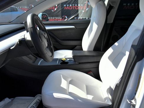 Used 2023 Tesla Model 3 Standard Range RWD image 17