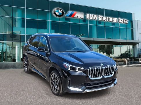 New 2026 BMW X1 xDrive28i w/ Convenience Package image 3