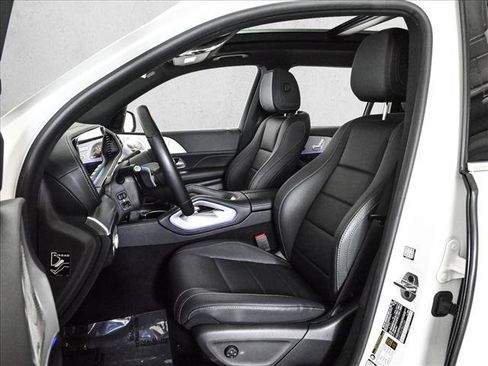 Used 2026 Mercedes-Benz GLS 450 4MATIC image 18