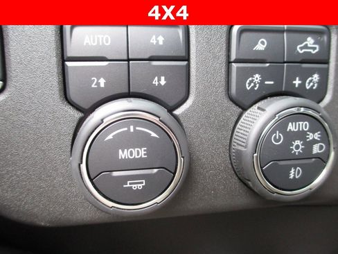 Certified 2024 Chevrolet Silverado 2500 High Country w/ Midnight Edition image 28