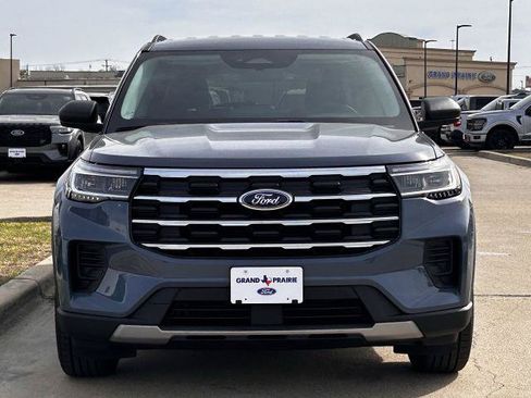 New 2026 Ford Explorer Active RWD image 35