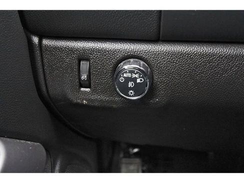 Used 2021 Chevrolet Colorado LT w/ LT Convenience Package image 21