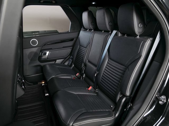 Certified 2025 Land Rover Discovery S AWD/4WD image 5