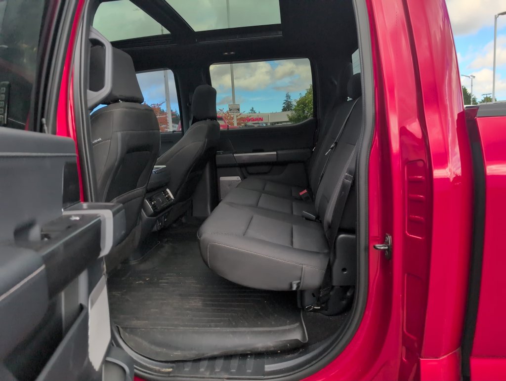Used 2022 Ford F150 XLT w/ Equipment Group 302A High AWD/4WD image 9