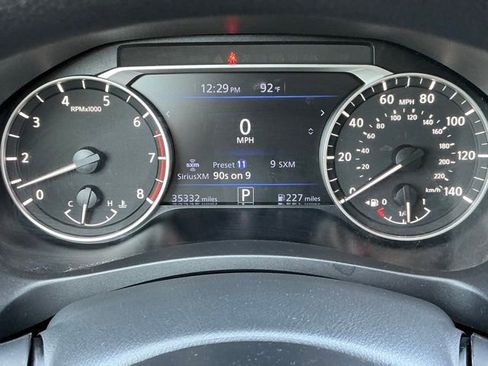 Used 2025 Nissan Altima 2.5 SV FWD image 28