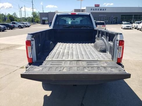 Used 2018 Ford F350 XL AWD/4WD image 6