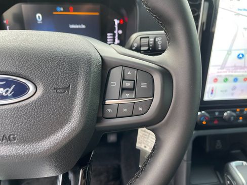 New 2026 Ford Ranger XLT w/ Black Appearance Package RWD image 26