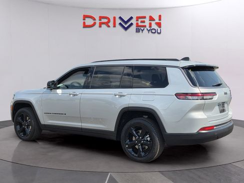 New 2026 Jeep Grand Cherokee L Limited image 3