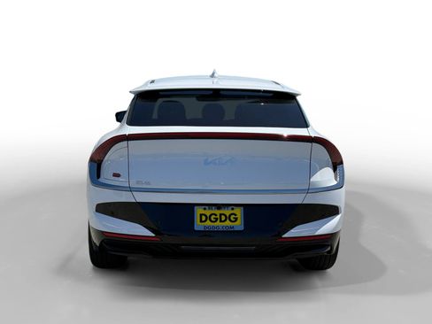 New 2026 Kia EV6 Wind RWD image 4