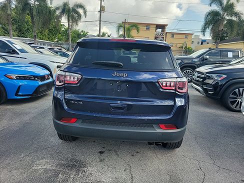 Used 2021 Jeep Compass Latitude w/ Sun and Sound Group AWD/4WD image 10