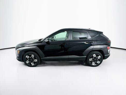 Used 2025 Hyundai Kona SEL FWD image 4