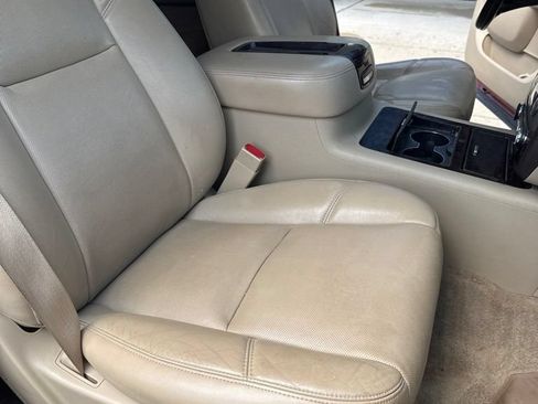 Used 2014 GMC Yukon XL Denali AWD/4WD image 20
