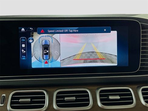 New 2026 Mercedes-Benz GLS 450 4MATIC image 18