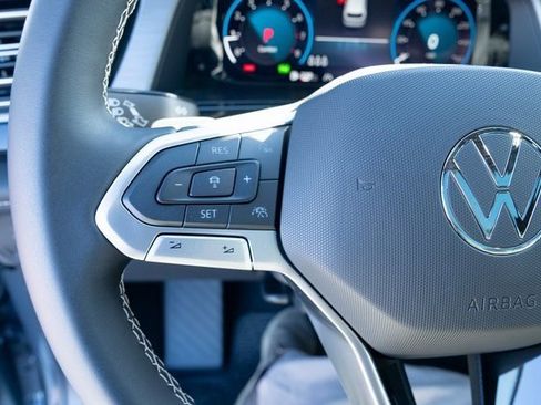 New 2026 Volkswagen Atlas Cross Sport SE image 22