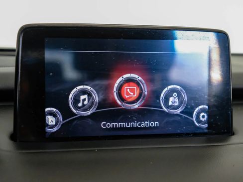 Used 2018 MAZDA CX-9 Touring w/ Touring Premium Package image 28