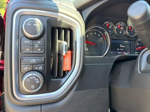 Used 2020 Chevrolet Silverado 1500 LT w/ All-Star Edition AWD/4WD image 18