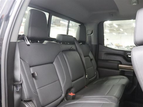 Used 2021 Chevrolet Silverado 1500 LT Trail Boss w/ Convenience Package II AWD/4WD image 21
