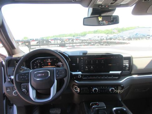 New 2026 GMC Sierra 1500 SLT w/ SLT Premium Plus Package AWD/4WD image 16