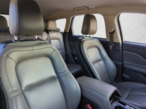 Used 2023 Lincoln Corsair FWD image 26