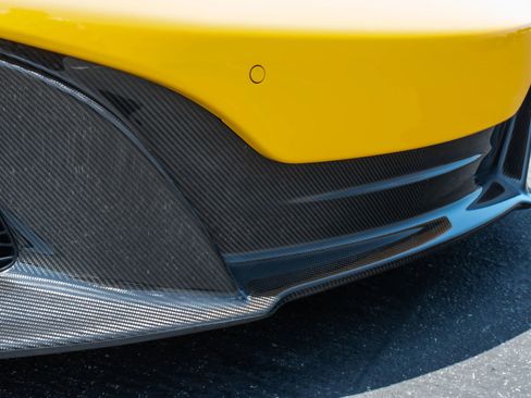 Used 2015 McLaren 650S Spider image 30