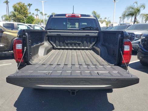 Used 2025 GMC Canyon AT4 w/ Nightfall Edition image 6