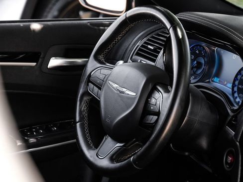 Used 2019 Chrysler 300 S RWD image 24