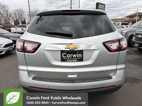 Used 2014 Chevrolet Traverse LT image 6