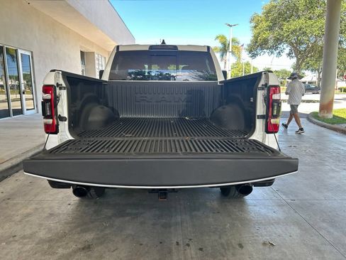 Used 2023 RAM 1500 Big Horn AWD/4WD image 34