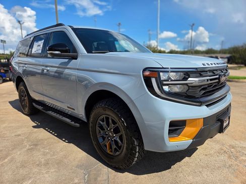 New 2026 Ford Expedition Tremor AWD/4WD image 3