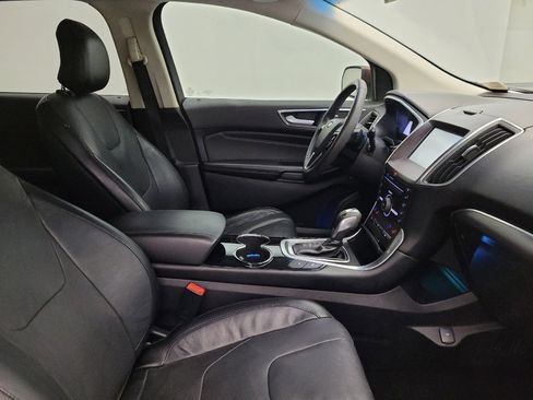 Used 2015 Ford Edge Titanium w/ Equipment Group 302A FWD image 21
