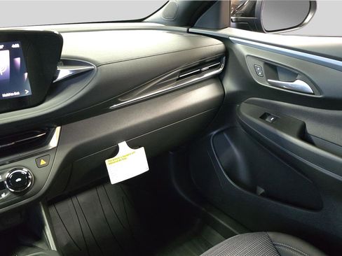 New 2026 Buick Envista Preferred w/ Convenience I Package image 24