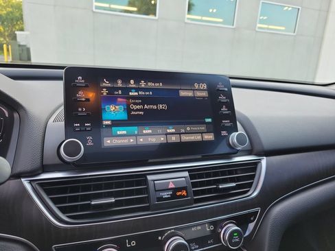 Used 2018 Honda Accord EX-L image 29