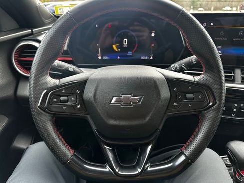 Used 2024 Chevrolet Trax RS w/ Driver Confidence Package image 23