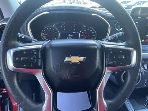 Certified 2024 Chevrolet Blazer LT w/ Convenience Package FWD image 11